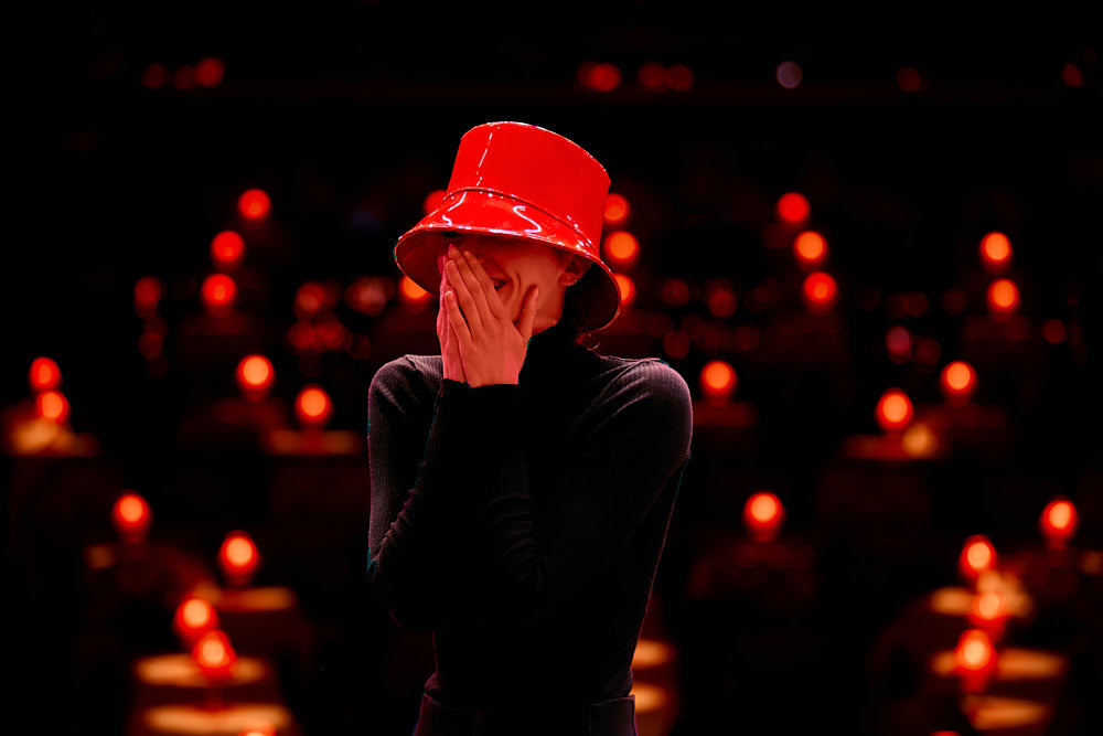 Moulin Rouge ® x Lastelier - Bob Smile rouge Femme - Lastelier